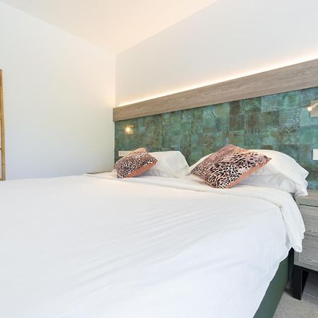 Hostal Restaurante Pou Des Lleo Sant Carles de Peralta Eksteriør bilde